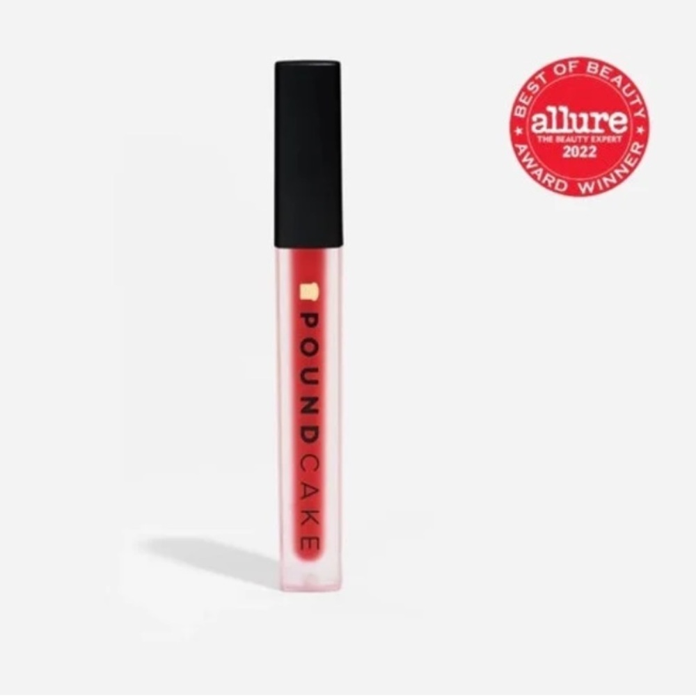 Pound Cake Liquid Lipstick in red Velvet